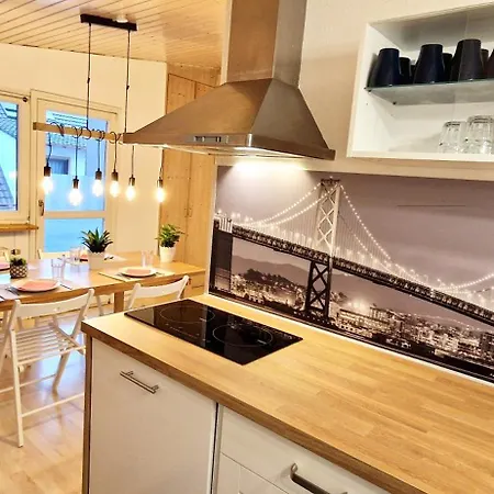 Gemuetlich Uebernachten In 3 Schlafzimmern Nur 10 Min Zu Fuss Zum Europa-park Apartament Rust